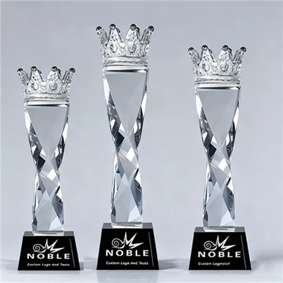ถ้วยรางวัล Crystal Crown